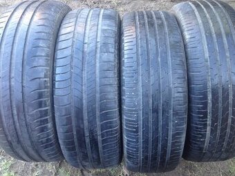 Predám letné Pneu 205/60r16 5mm