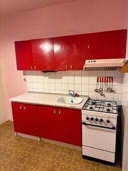 Ponúkame do nájmu 2-izbový byt v Handlovej