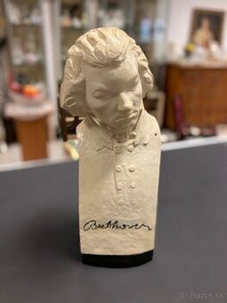 Busta Beethovena - M.Lettrich