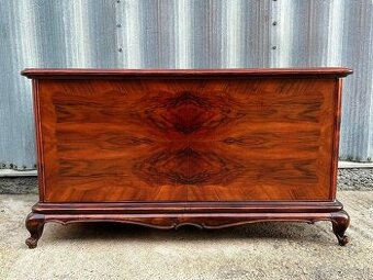 Neobarokový písací stôl