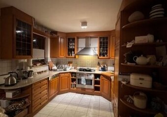 Velká rustikální linka z masivu se spotřebiči,6584