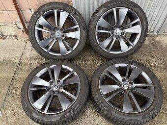 18" SKODA Superb 5x112 zimny set 235/45 R18