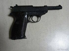 P 38 pištoľ - dobové torzo, od 18 rokov