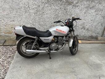 Suzuki gsx400f