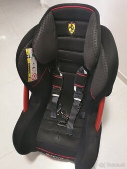 Detská autosedaćka FERRARI