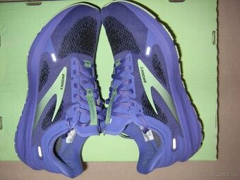 BROOKS LAUNCH 9 RUNNING SHOES