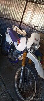 Suzuki dr 125