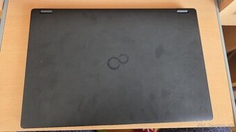 Fujitsu Lifebook e4511