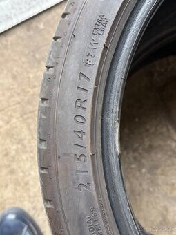 Predam letne pneu Dunlop 215/40 r17 DOT 2022