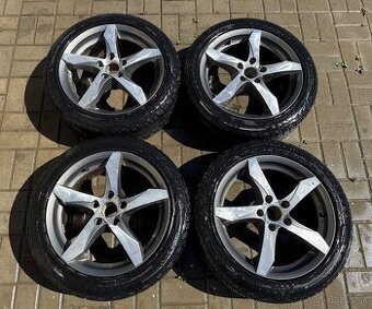 Zimná sada 5x112 235/45 R17 V XL Volkswagen Škoda Seat