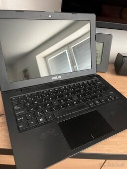 ASUS notebook – živý, len čaká na SSD