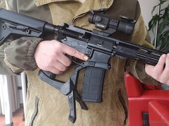 taktický bipod pre AR15 od FAB Defense "PODIUM"