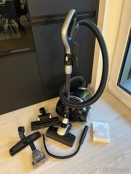 SENCOR SVC 9000BK 4AAAA EcoPower 9nineto