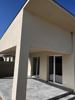 Rodinný dom v obci Trávnik