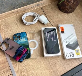 Apple iPhone 16 Pro 128GB Biely Top Stav