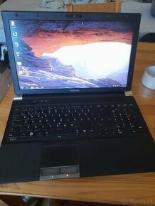 15,6" Toshiba tecra R950