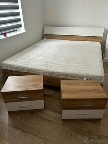 manželská postel, rošty, matrac, nočné stolíky