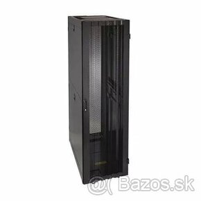 Rack Environ SR800, Skriňa