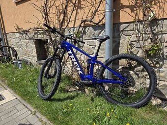 celoodpruzeny ebike Trek Bosch 750wh veľkosť M