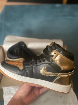 Nike Air Jordan 1 Golden&Black 39