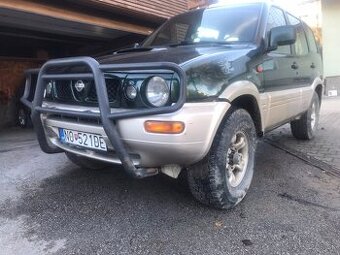 Nissan Terrano 2 2,7