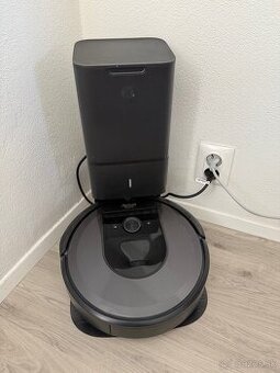 iRobot Roomba i7+ (7558)
