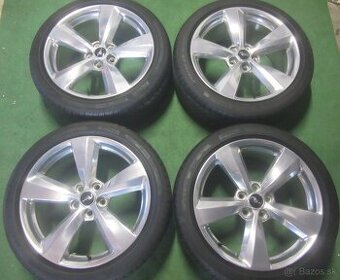 R19 Chromová sada FORD MUSTANG rozteč 5x114,3 255/40R19