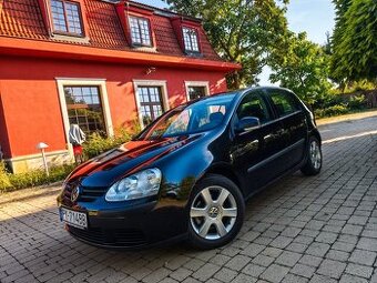 Volkswagen Golf 5 1,4 MPI benzín 1.majitel SK AUTO