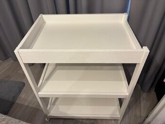 Prebaľovací pult - 1