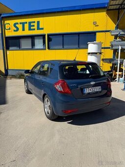 Kia ceed 1,4L benzin 2009