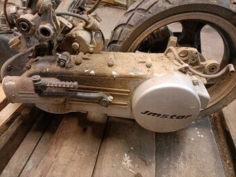 Predám Motor 150ccm