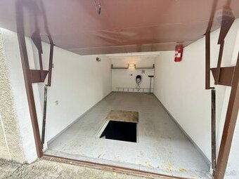 PRENÁJOM: GARÁŽ - 18M2, DUNAJSKÁ STREDA, JILEMNICKÉHO UL.
