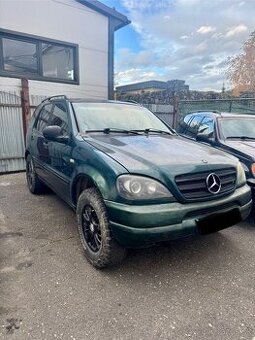 Mercedes ML 230