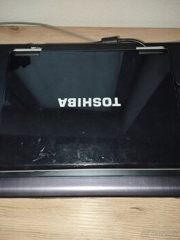 Toshiba NB 100