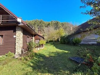 Šikovný rodinný domček pod lesom – Slovenské Pravno