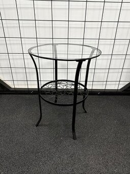 Príručný kovový stolík so sklom (interiér/exteriér)
