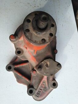 Vodná pumpa pre DT-75/TDT-55