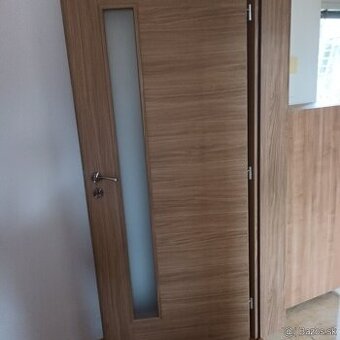 Predám interiérové dvere a zárubne3ks 60,70...Nitra.moznost