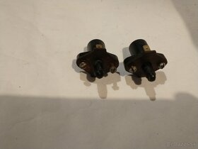 Škoda 1202 de Luxe STW/1968,2x SX-K71;24V/2A dverový spínač