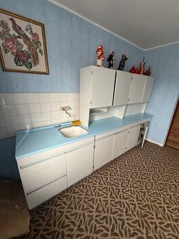 Predám retro nábytok – zachovalý stav (60.–70. roky