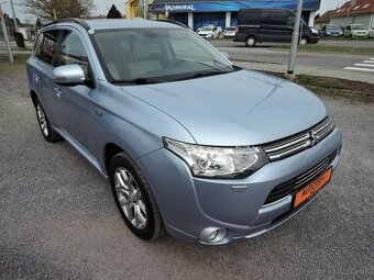 Mitsubishi Outlander, 2,0 PHEV 4x4 1.maj Servis Kůže 2014