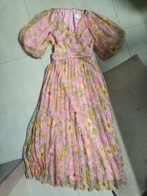Kvetované spoločenské midi šaty - 1