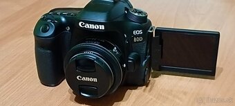 CANON 80D