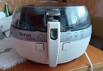 Teplovzdušná fritéza TEFAL REZERVOVANÉ