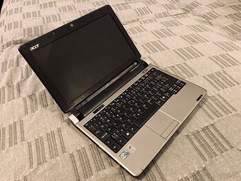 Acer Aspire One KAV60