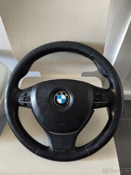 Predám volant na BMW f10