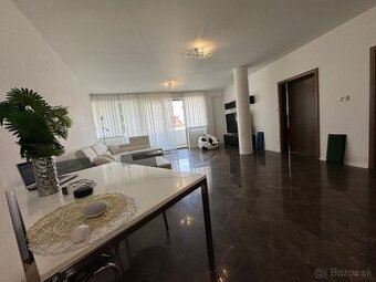 -prenájom 2-izbového bytu s loggiou priamo v centre