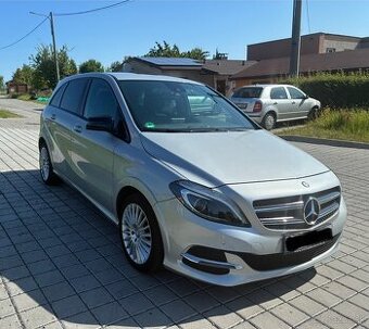 Mercedes B200 CNG automat 89 tis km