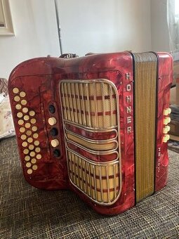 Heligonka Hohner Club lllM Deluxe CF 3hlas + Remene + Kufor
