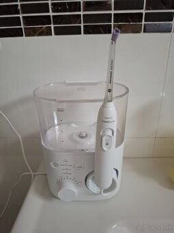 Ústna sprcha Philips Power Flosser 7000